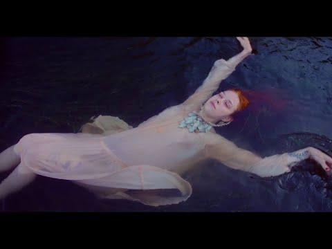 Тонкой Нитью. Официальный трейлер