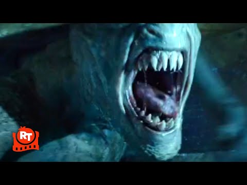 The Hunger Games: Mockingjay, Part 2 (2015) - The Mutts Attack Scene | Movieclips