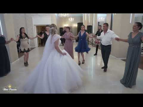 Kreativ din Slobozia hore si sarbe