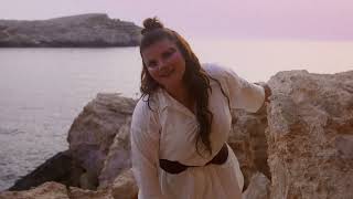 GOLDEN SUMMER jetzt Video ansehen