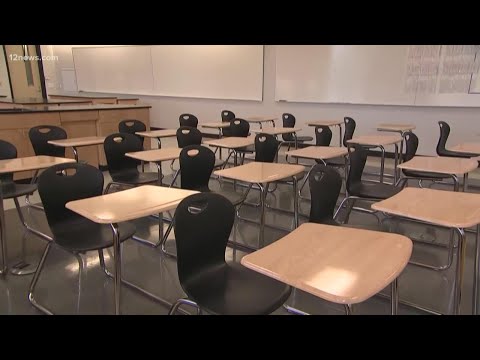 Gov. Ducey pushes back first day of school to Aug. 17
