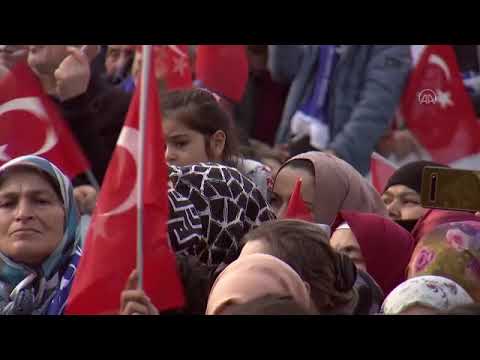 İSTANBUL - Cumhurbaşkanı Erdoğan: "Kağıthane'ye 'Kağıttepe' diyenlerden, Paris'i bildikleri kadar İstanbul'u bilmeyenlerden fazla bir şey beklemiyoruz"