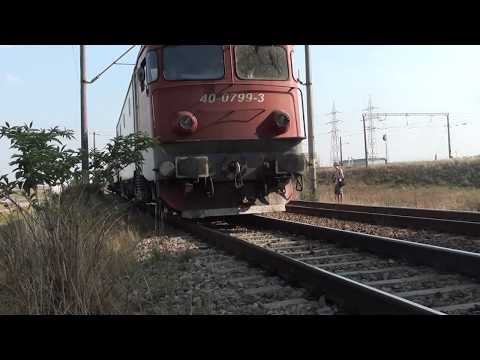Tren R5503 Pascani - Suceava Nord si IR381 Vicsani - Bucuresti Nord  - 16.09.2016