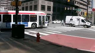 SEPTA BUS ROUTE 17 TURNING RIGHT ON MARKET STREET