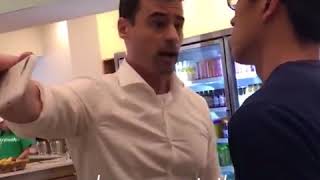 Insulta a Hispanos por hablar Español y no Ingles