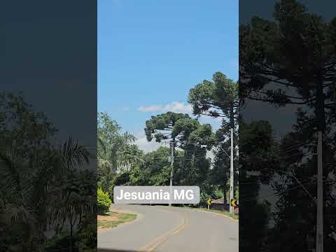 jesuania MG #minasgerais #paisagemnatural #turismo #montanhas #estradas #interiordeminas