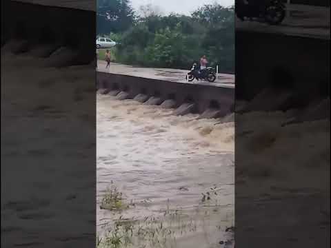 Rio Jatobá na tarde desse 15/04/2026 em Pires Ferreira, vindo pro açude Araras em Varjota #ceará