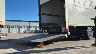 شاحنة مقفلة Volvo FL 42 R | صورة 4 - Autoline