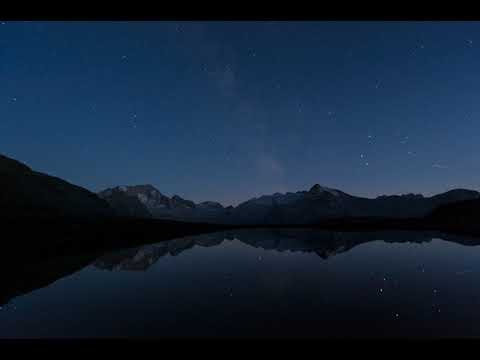 Earth's rotation visualised in a timelapse of the milkyway galaxy.