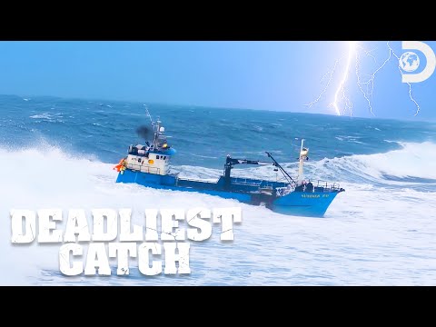 Deadliest Catch’s Most Intense Moments Part 2 | Discovery