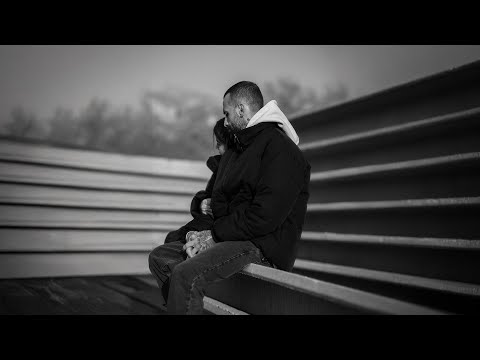 Amir Khalvat - Pare Parvaz (feat. Darab) (Official Lyric Video) | امیر خلوت - پر پرواز