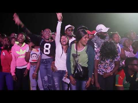 STIF M chante BUM BUM EN CONCERT