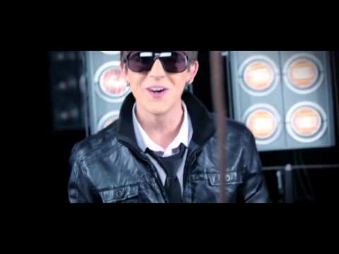 Andrija Markovic - Slab sam na plavuse - (Official Video 2012)
