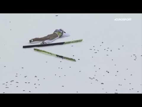 Upadek Kamila Stocha w serii treningowej Innsbruck 4.01.2017 :(