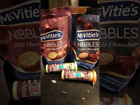 #asmr  m&m  mini chocolate #nibbles milk chocolate the best #short /#J Lay Channel