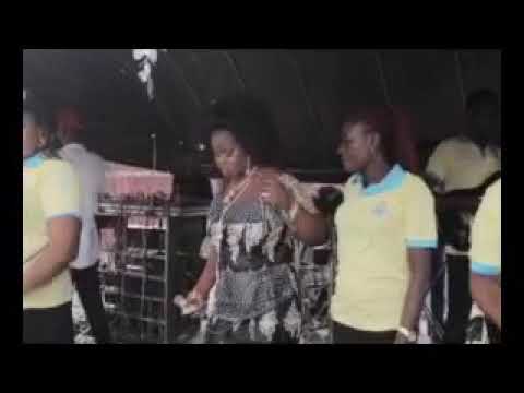 Caroline Omoregbe(Iye Pastor) Live On Stage Part 3