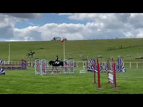 Gallant ON Barbury 11/06/2020