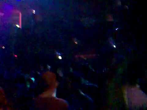 Kinki Palace Christmas Rave 2011, 00:45 Uhr