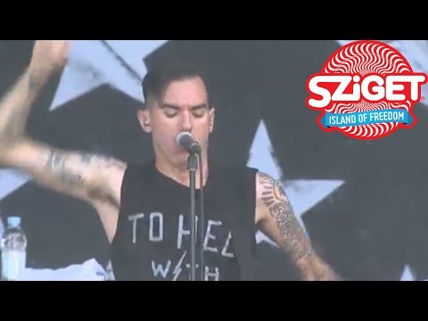 Videoclip de Turncoat (Live) — Anti-Flag