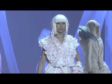 第29回服装造形学科ファッションショー「angle」　sur++