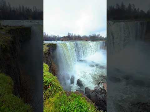 🌊 Una de las cascadas más impresionantes de Chile. 🇨🇱
