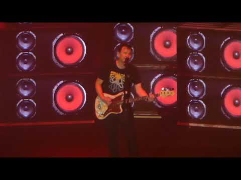 Blink 182 - What's My Age Again / A Milli (w/ Lil' Wayne) (The Forum, Los Angeles CA 8/8/19)