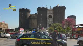 in-auto-con-una-lupara-tre-pistole-e-centinaia-di-munizioni-arrestato