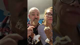 Download lagu MAGNUM ALMOND IS SO DELICIOUS #shorts #short #shot #food #shortsvideo #magnum #magnumonly #almond mp3