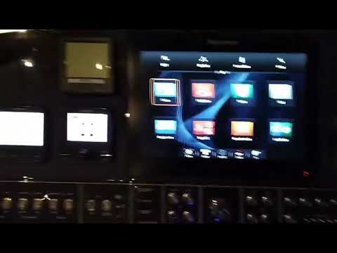 #Raymarine #Axiom #GlassBridge 15,4 inch #touchscreen for #navigation