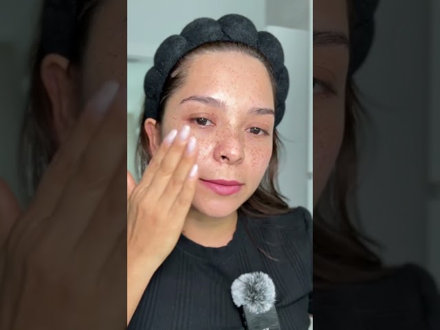 Vídeo relacionado con INNBEAUTY Suero reafirmante y volumétrico para piel elástica, suero rellenable, 1 onza, color blanco