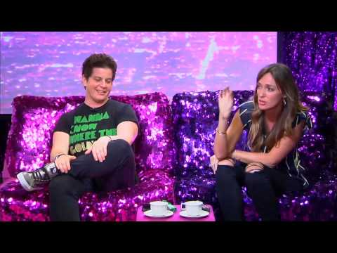 download lagu mp3 mp4 Nanny Julie, download lagu Nanny Julie gratis, unduh video klip Download Nanny Julie Mp3 dan Mp4 Viral Gratis