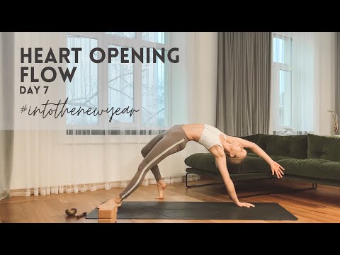 DAY 7: #intothenewyear Yoga Challenge - HEART OPENING FLOW | Yoga By Lina