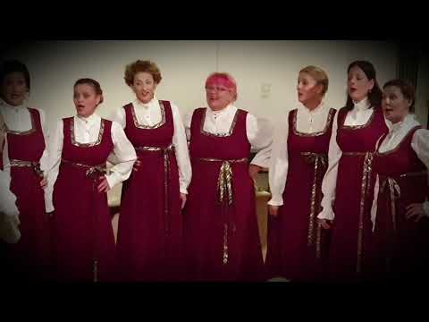 Ženska klapa "Kolura" u gradskoj knjižnici 'Marko Marulić'