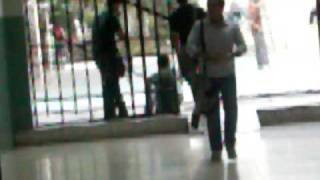 En la esquina.... ¿Cuánto cobran?