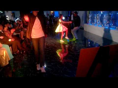 Rockin Around - Migue Granados