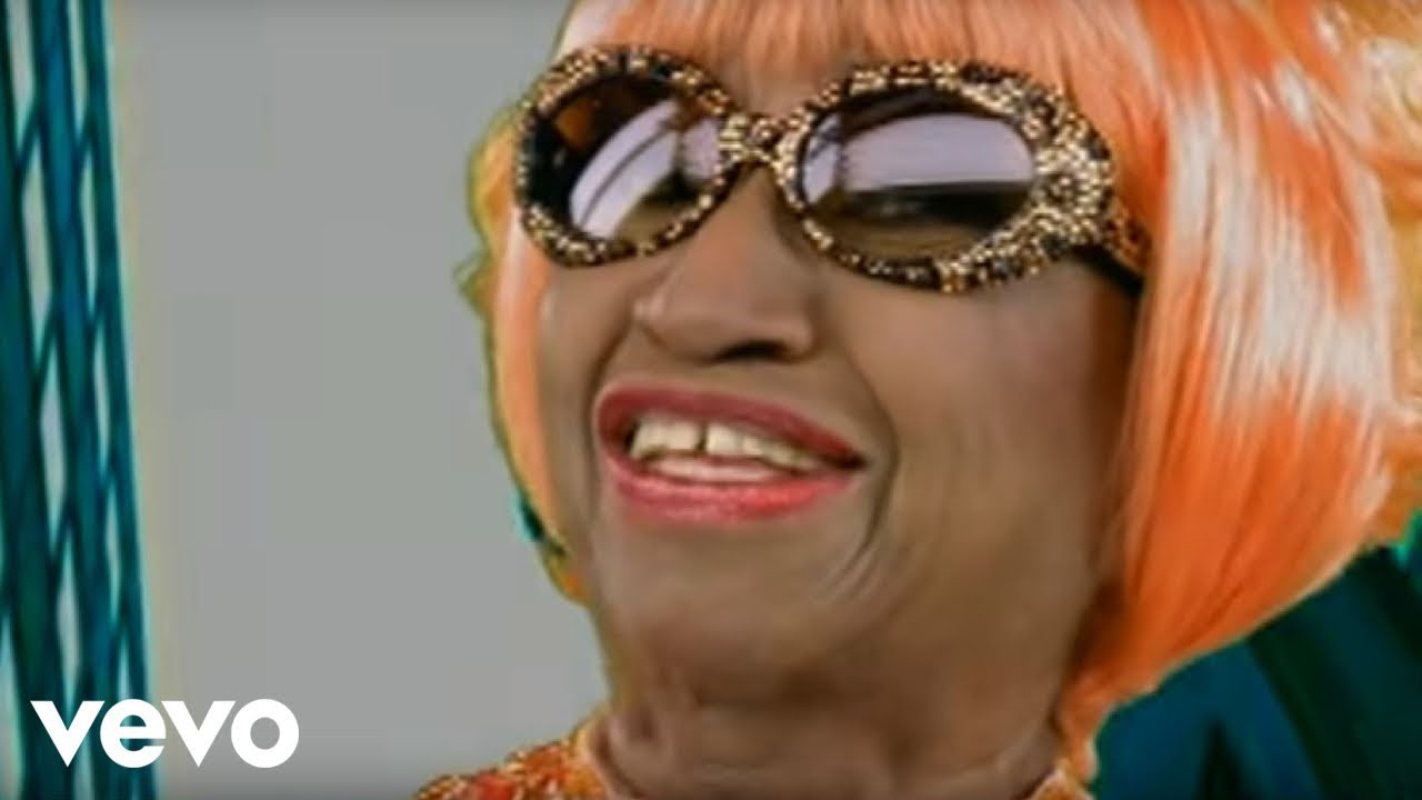 Celia Cruz - Rie Y Llora (Video)