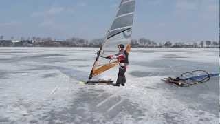 preview picture of video 'ice snow windboard Żnin 2010 skiwindboard'