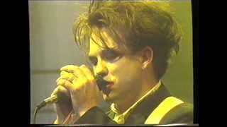 The Cure - Hot Hot Hot - The Tube (last episode ever)