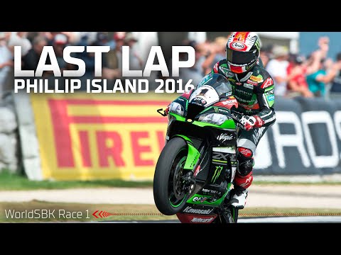 Jonathan Rea 🆚 Chaz Davies: Their best battle back in 2016 at Phillip Island ⚔️ | #AUSWorldSBK