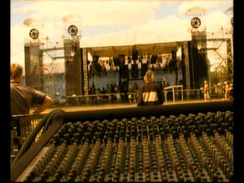 Kabát – Dokument o turné Dole v Dole (2004)