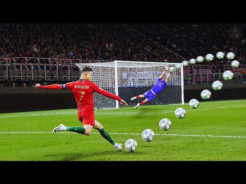 Top 15 Greatest Goalkeeper Saves in Football History!