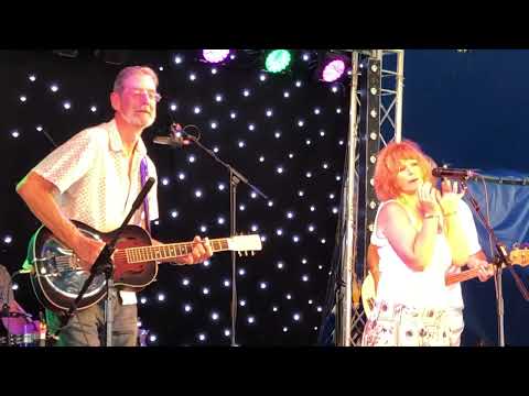 The Cabin Band - Bures Festival 2023 clip 1