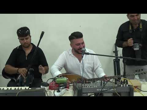 Emre Altaş Sarılara Boyamışsın Saçını