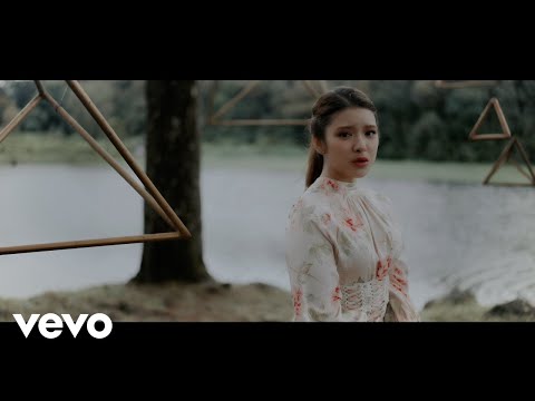 Tiara Andini - Usai (Official Music Video)