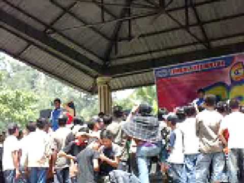 ngebel bergoyang 2009 (PEYEK TRISNA)