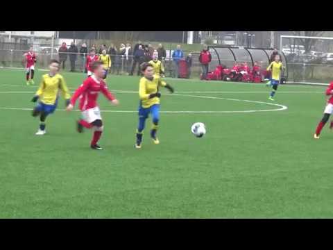 Tweede helft Hooglanderveen JO12-1 - DOVO JO12-1