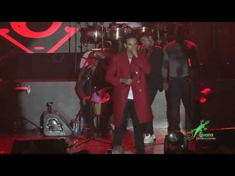 A Blanco Y Negro En Chile Silvestre Dangond