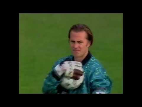 Chelsea 3-1 Tottenham Hotspur - 26 October 1996 (MOTD Highlights)