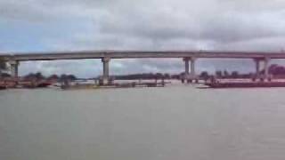 preview picture of video 'Ponte sobre o Rio São Francisco na Rodovia BR-116 em Ibó-BA'