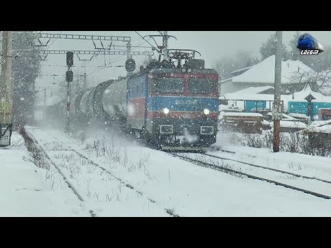 LE5100 40-0477-2 & Marfar GFR Tanker Train in Zapada/Snow in Campulung Moldovenesc - 23 March 2018